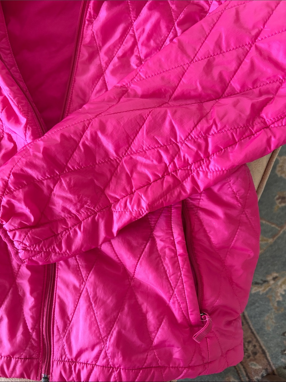 Patagonia pink coat, girls XL (14) - Picture 4 of 8